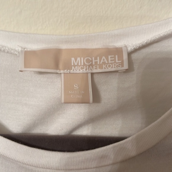 Michael Kors Sleeveless Top - Picture 2 of 4